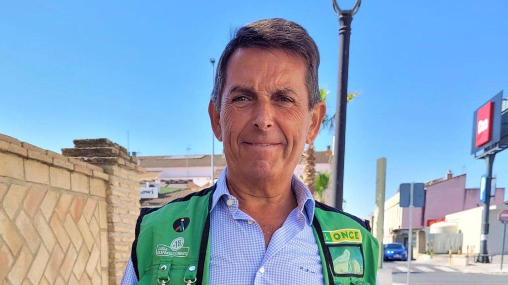 El vendedor de la ONCE que ha repartido el premio.