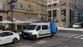 Calle Rosalía de Castro a la altura del número 6.