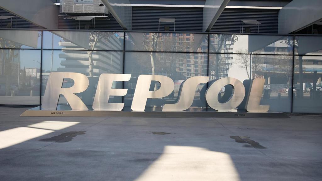 Fachada de la sede de Repsol.