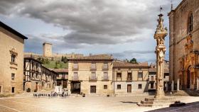 La Plaza Mayor de Peñaranda de Duero, en la provincia de Burgos