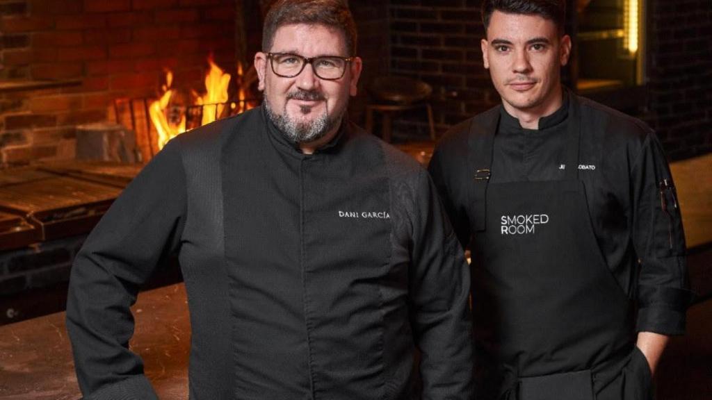 Dani García y Jesús Lobato, jefe de cocina en Smoked Room Dubái.