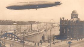 Graf Zeppelin sobre Viena el 2 de mayo de 1929. Fotógrafo anónimo. Colección particular