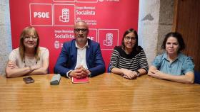 Momento de la rueda de prensa socialista