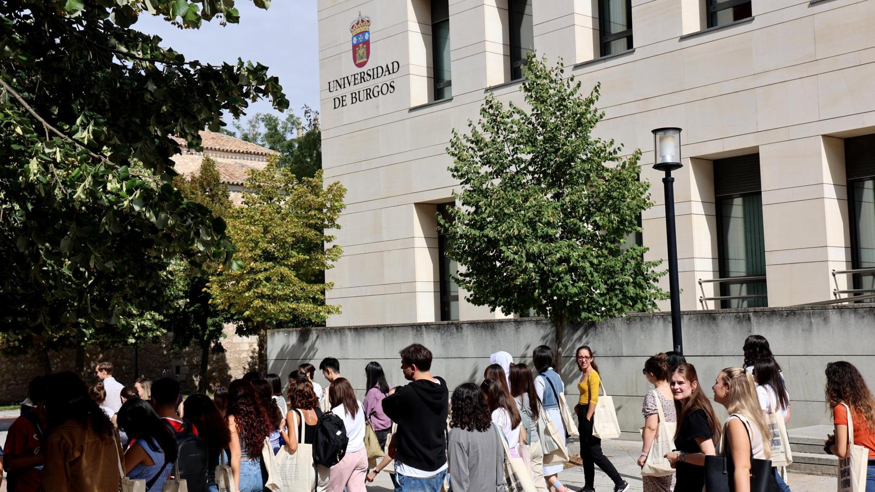 Estudiantes de la UBU