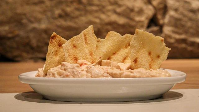 La ensaladilla rusa de este restaurante de Madrid está en el 'top 10' de España.