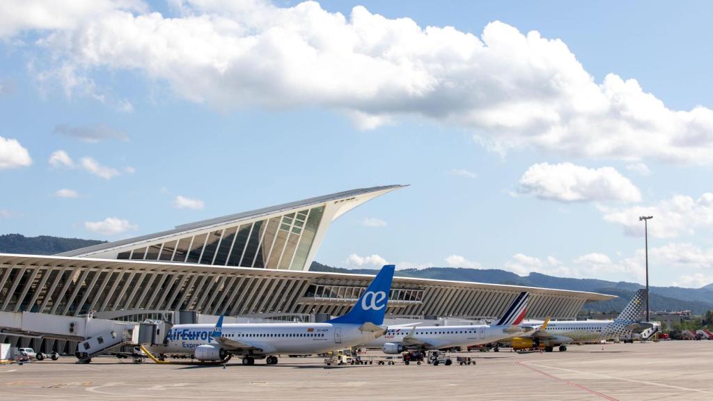 Vista del Aeropuerto de Bilbao.