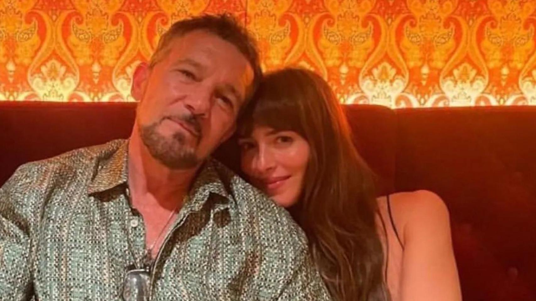 Antonio Banderas y su hijastra Dakota Johnson el pasado mes de julio en el club.