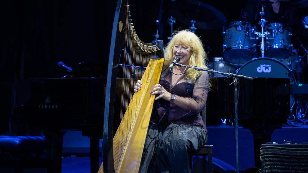 Loreena McKennitt, este martes durante su concierto en las Noches del Botánico de Madrid. Foto: Víctor Moreno