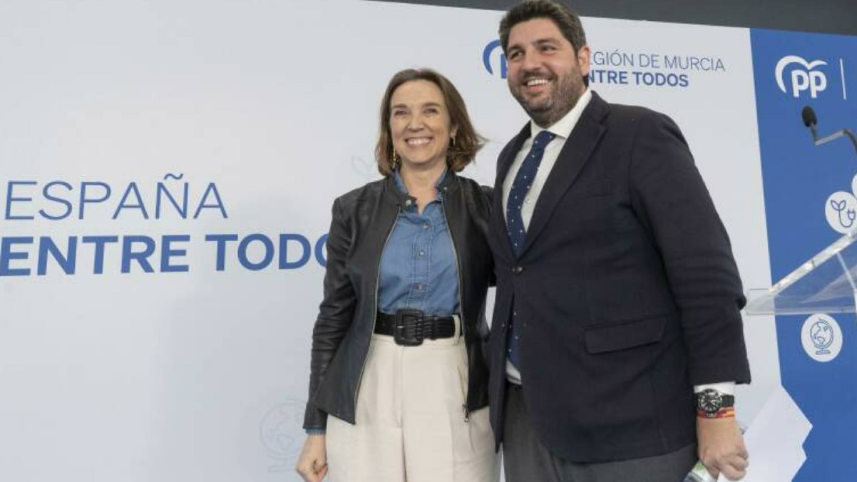 Cuca Gamarra y Fernando López Miras, en febrero de 2023, en la Convención de Economía Familiar y Vivienda del PP