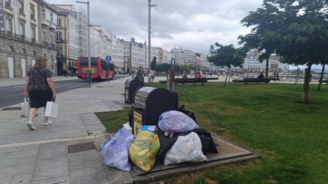 Acumulación de basura en La Marina