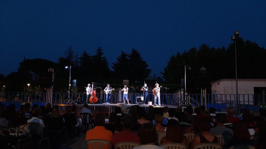 Una actuación dentro de un Festival de Folk anterior en Boecillo