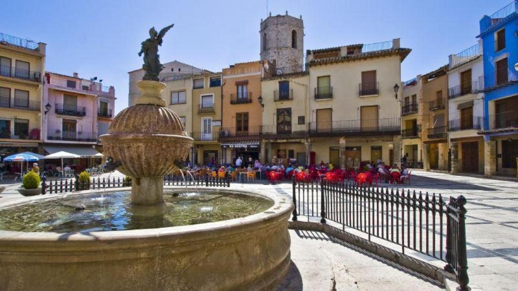 Plaza Mayor del municipio de Sant Mateu, Castellón