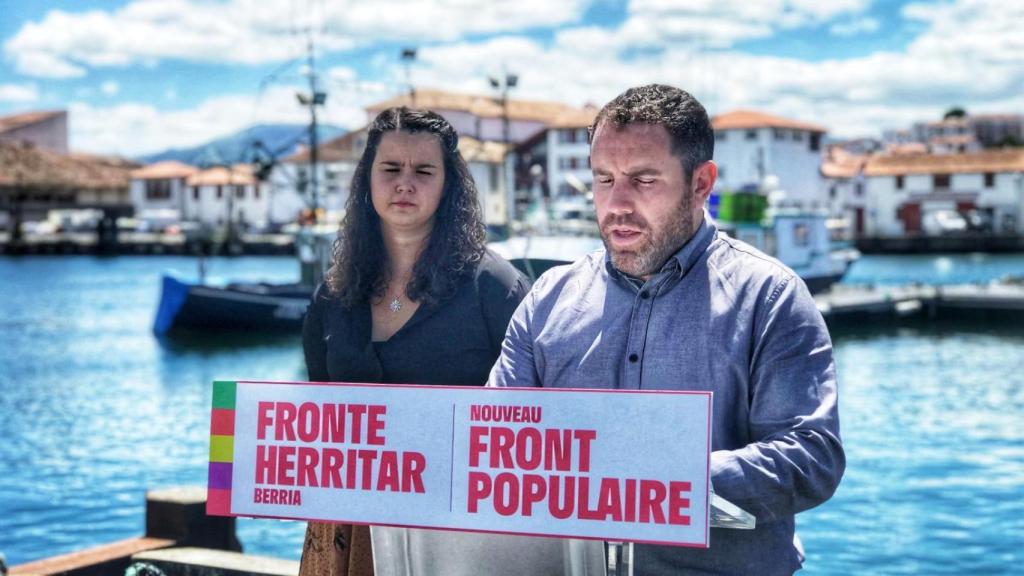 Peio Dufau durante la campaña como candidato del Frente Popular.