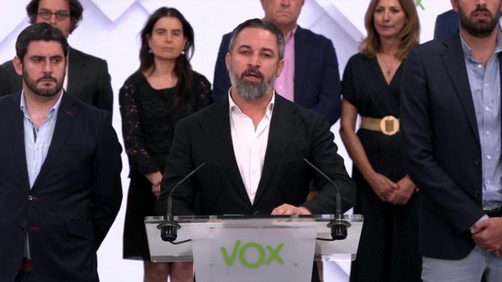 El presidente de Vox, Santiago Abascal, durante el anuncio de la ruptura de los gobiernos autonómicos con los populares tras el Comité Ejecutivo Nacional del partido, este jueves