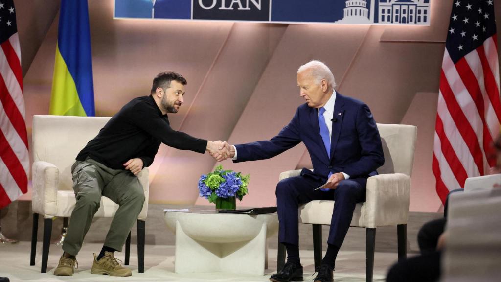 Volodímir Zelenski y Joe Biden en la reunión bilateral celebrada este jueves en Washington.