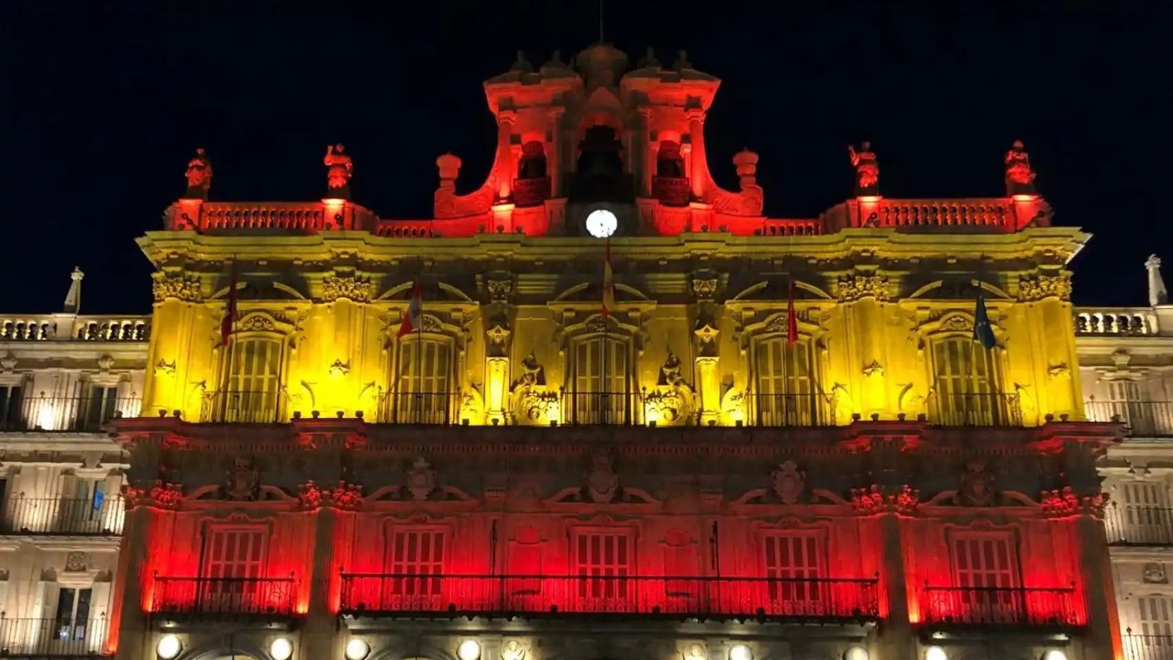 Salamanca iluminará la Plaza Mayor con los colores de España
