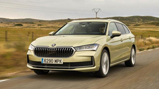 Este nuevo Skoda Superb es la cuarta generación de esta berlina de gran tamaño.