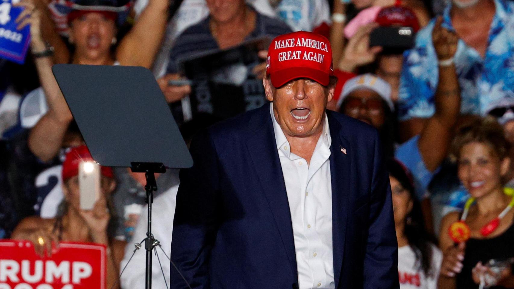 Donald Trump en un acto de campaña en Florida.