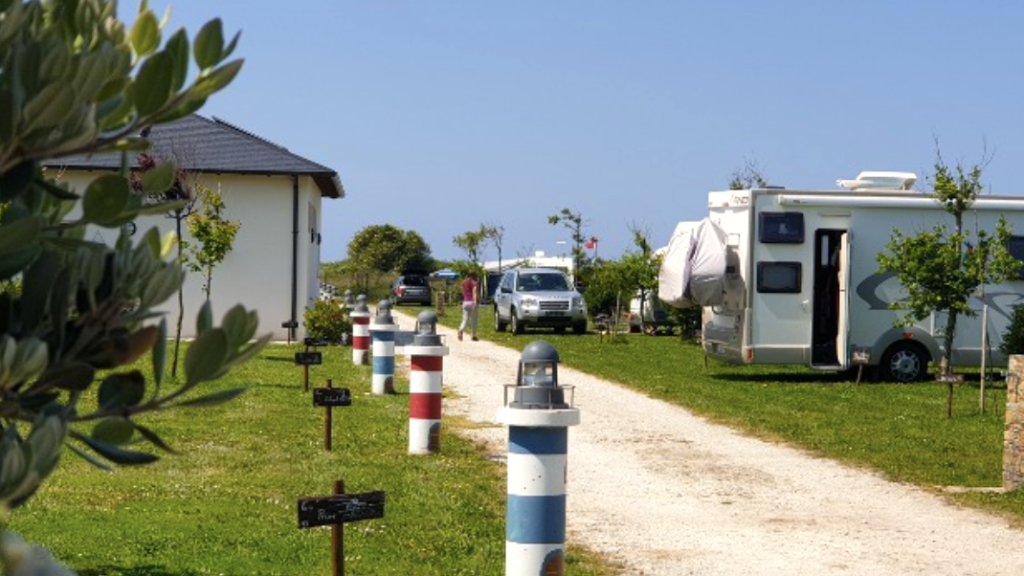 Parcelas y zona de acampada en Ribadeo