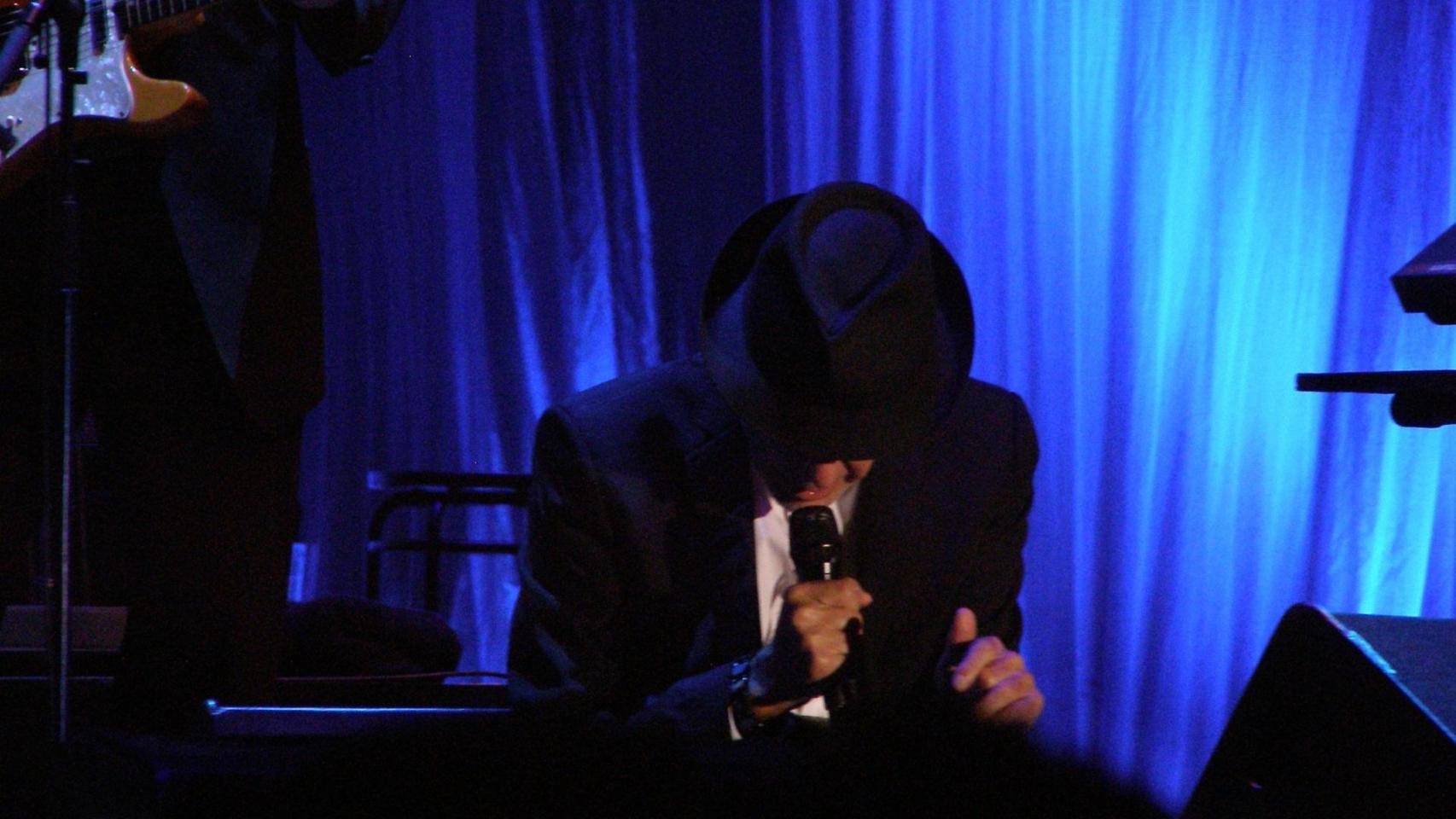 Leonard Cohen en un concierto en 2010.