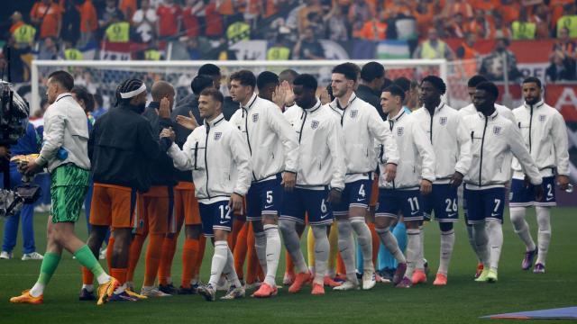 Once titular de Inglaterra frente Países Bajos