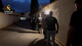 Cae una banda especializada en robo de viviendas de lujo con los moradores dentro en Alicante