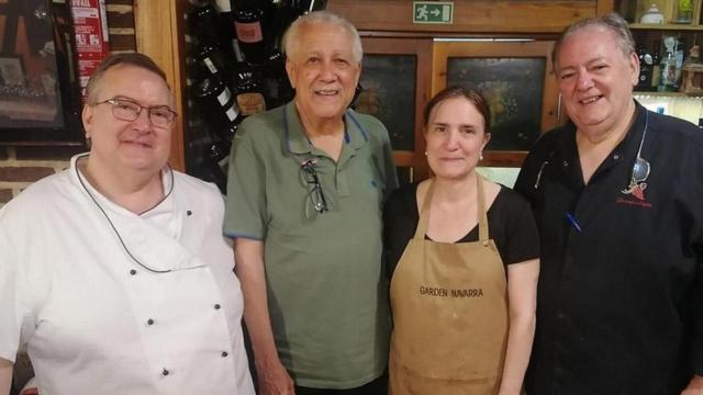 Paquito D'Rivera junto a Teresa Juan José y Jesús en Restaurante Ángela