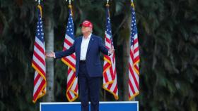 Donald Trump durante un acto de campaña en Florida.