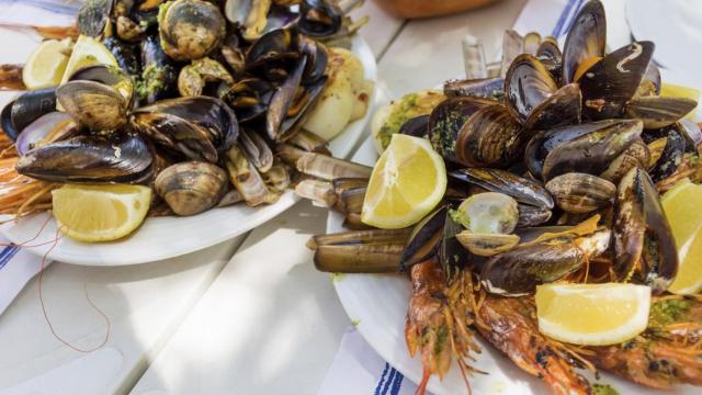 El mejor chiringuito de Cantabria para comer marisco con vistas al mar: está en un precioso pueblo