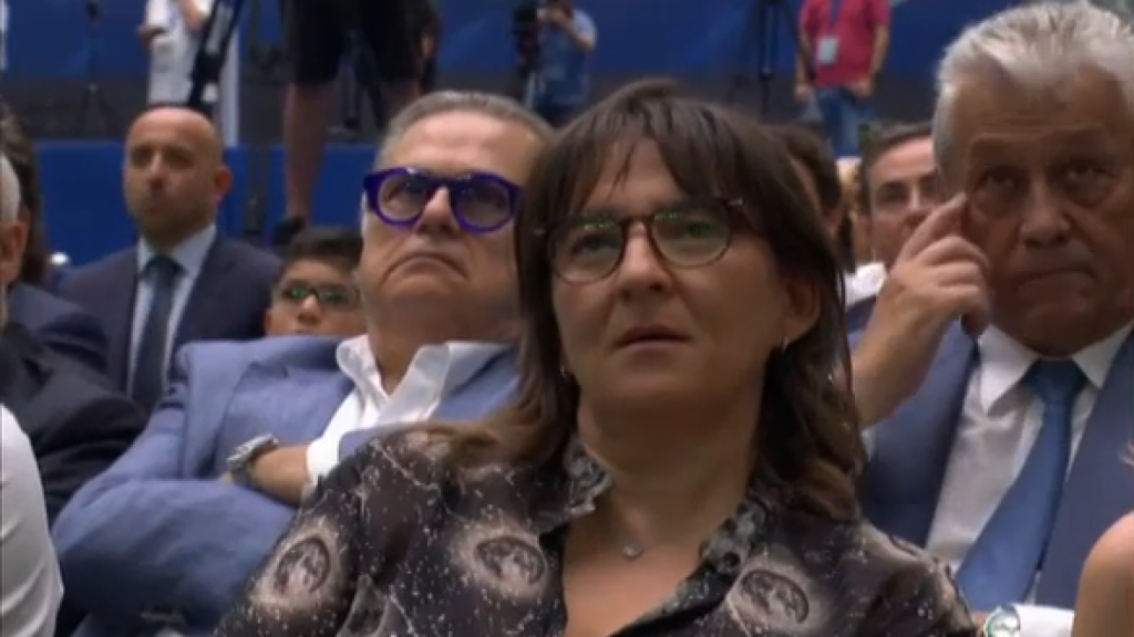 La madre de Mbappé durante su presentación con el Real Madrid.