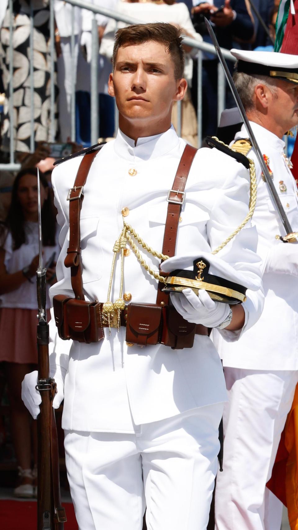 Pedro Lopez Quesada de Borbón en la jura de bandera.