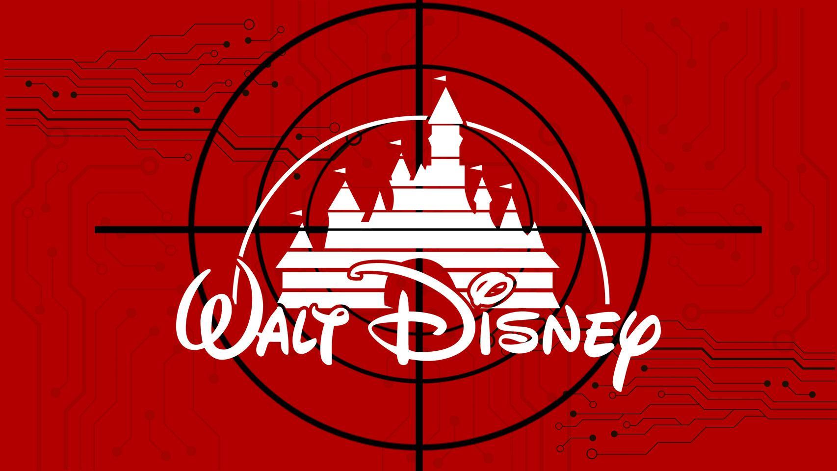 Fotomontaje con el logo de Disney y una mirilla.