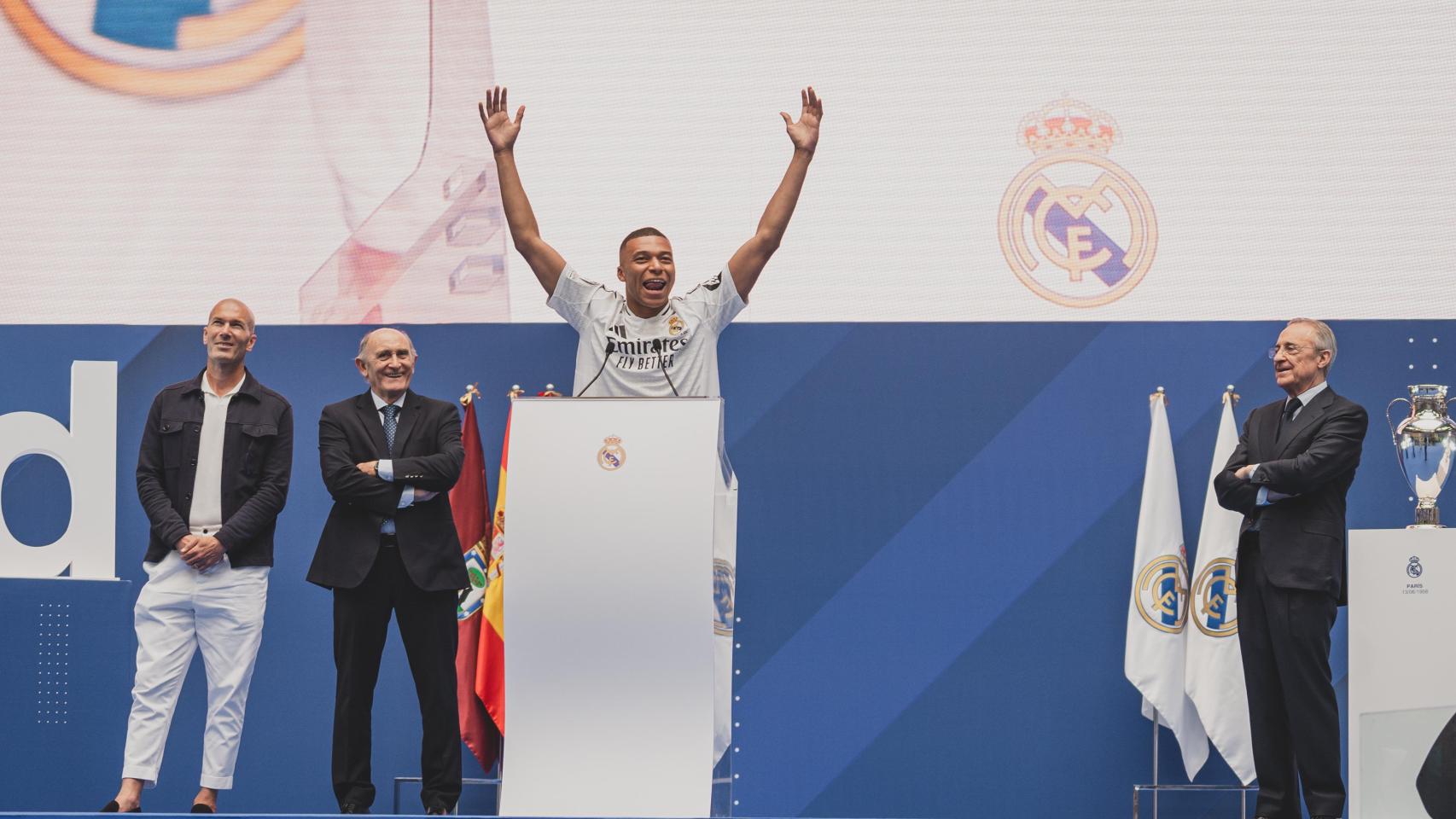 Mbappé, durante su presentación con el Real Madrid