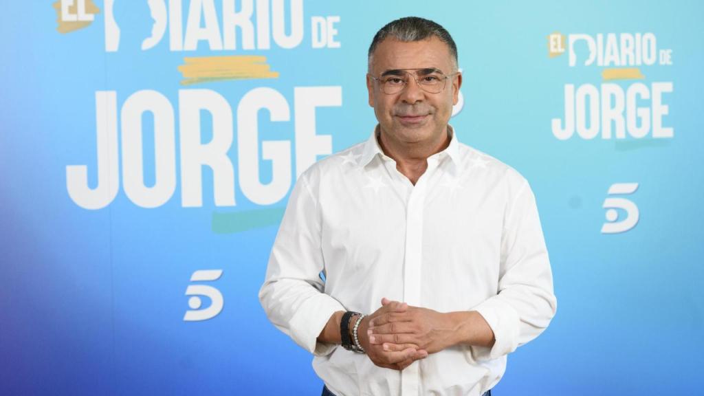 Jorge Javier Vázquez posa para la prensa gráfica en la presentación de su nuevo programa en Telecinco.