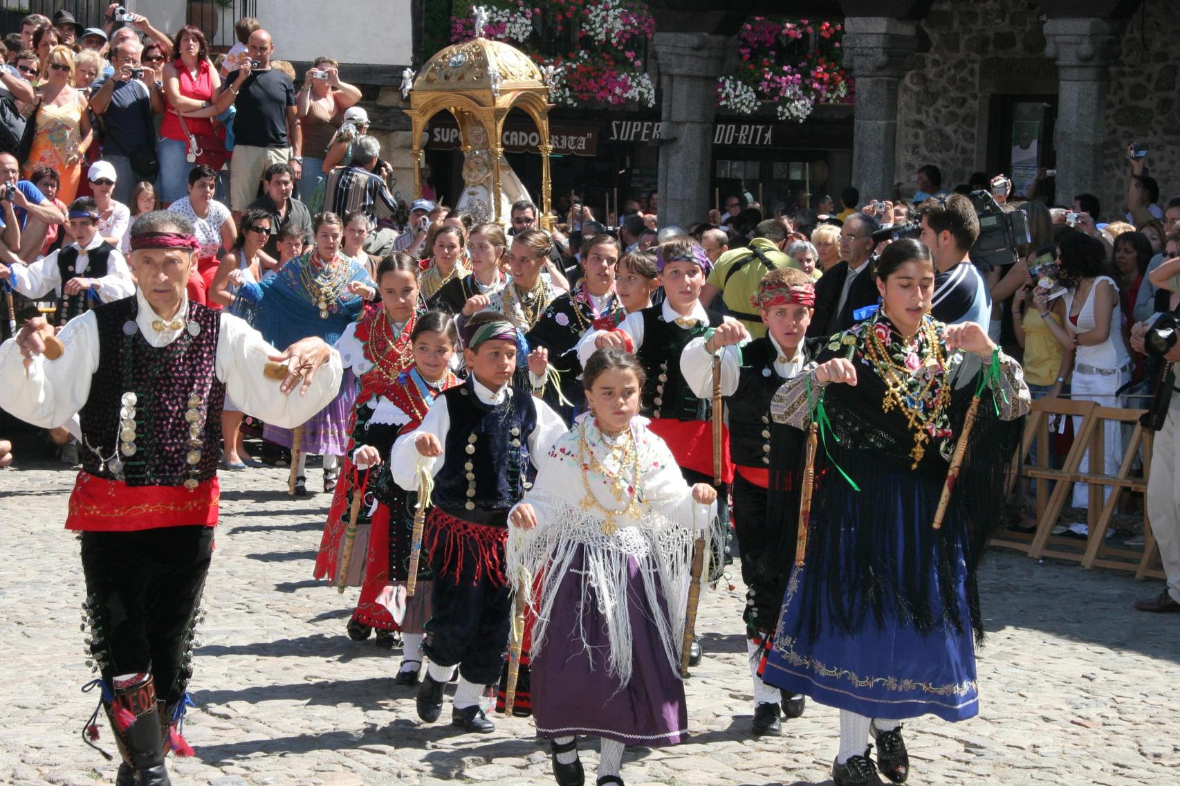 Ofertorio de La Alberca en honor a la patrona