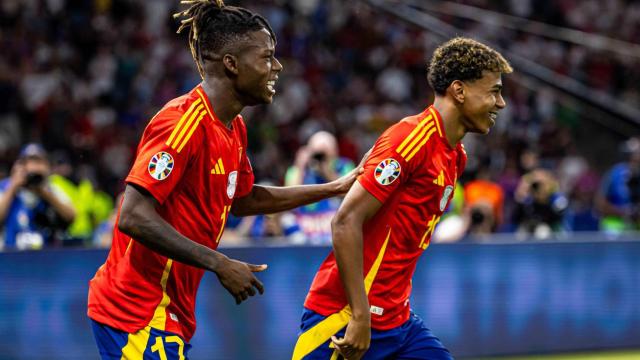 Lamine Yamal y Nico Williams durante la final de la eurocopa