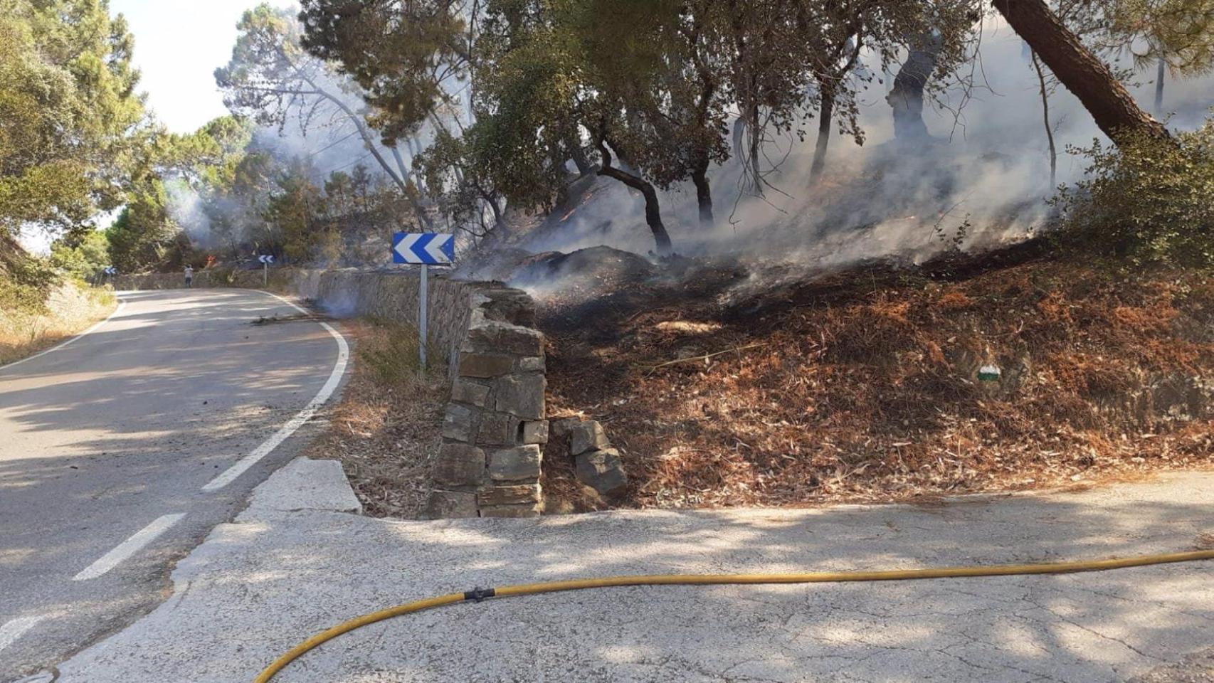 Imagen de archivo del incendio declarado en Casares el pasado 5 de julio de 2024.