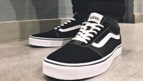 Cómodas, con estilo y perfectas para el día a día: las famosas zapatillas Vans ¡están de ofertón!