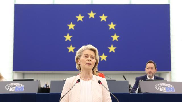 La presidenta de la Comisión, Ursula von der Leyen, durante su discurso de investidura este jueves en la Eurocámara