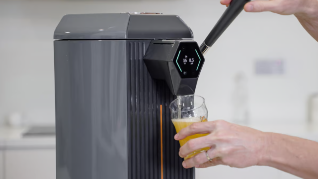 Máquina para elaborar cerveza en casa