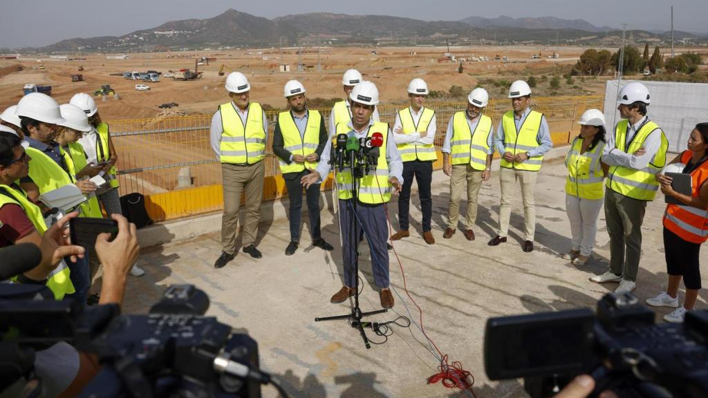 Visita de Carlos Mazón a las obras de PowerCo.