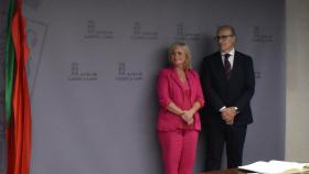 La consejera de Industria, Comercio y Empleo, Leticia García, junto con el nuevo delegado territorial en Zamora