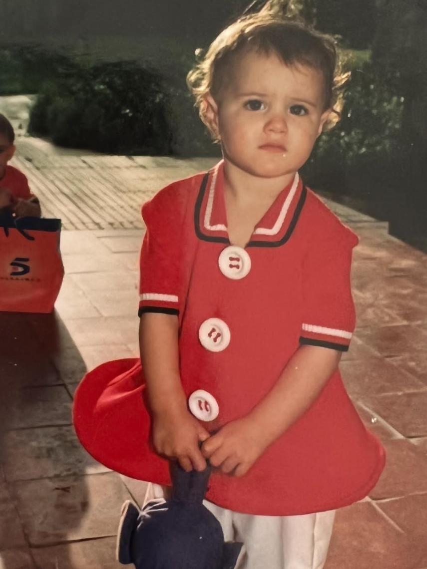 Arianna, con un traje de 'Los payasos de la tele'.