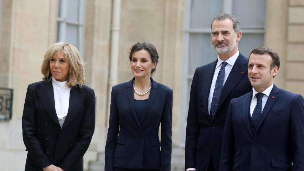 Felipe Vi y Letizia junto a los Macron en una imagen de archivo.