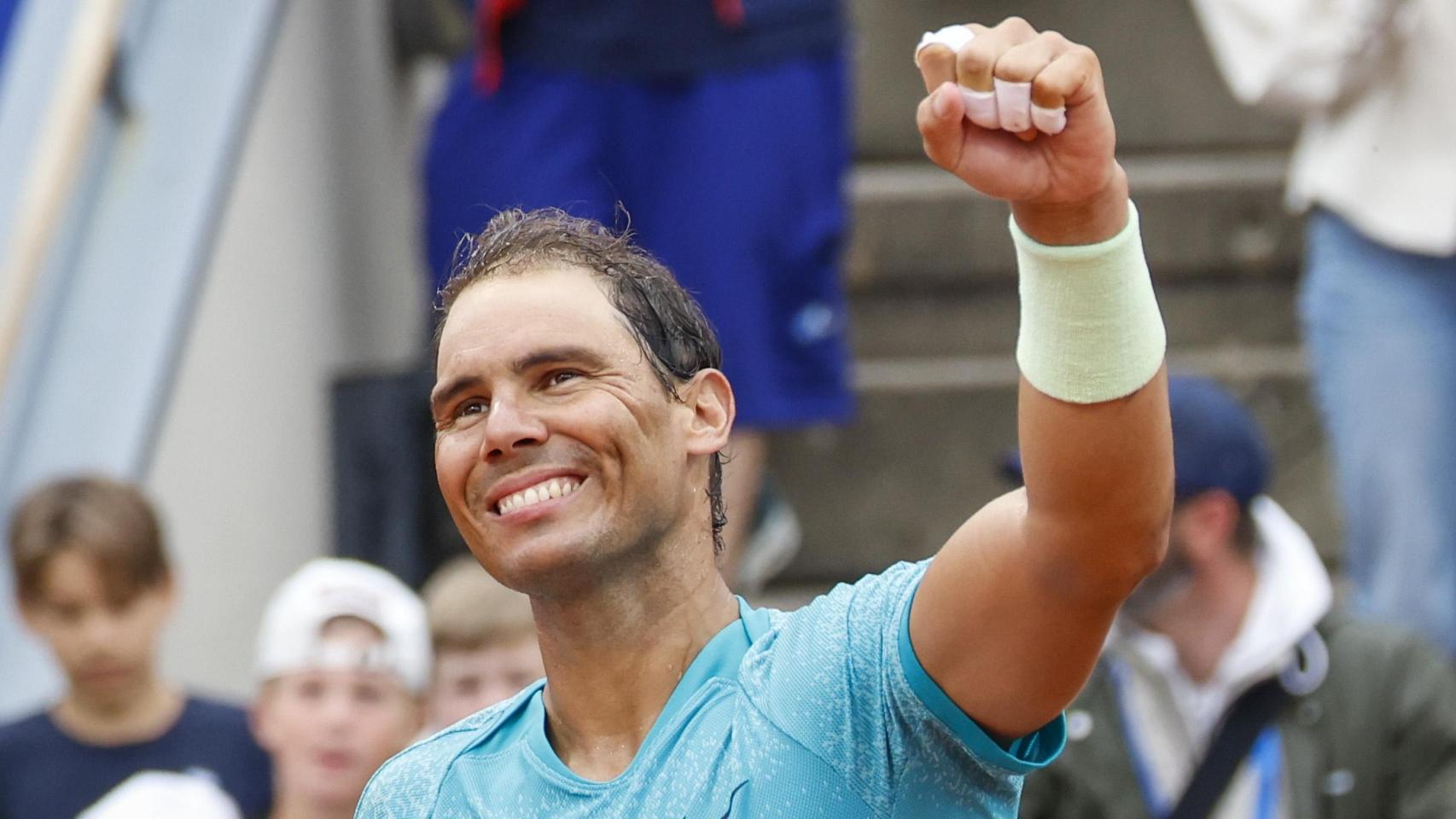 Nadal celebra su victoria ante Navone en Bastad.