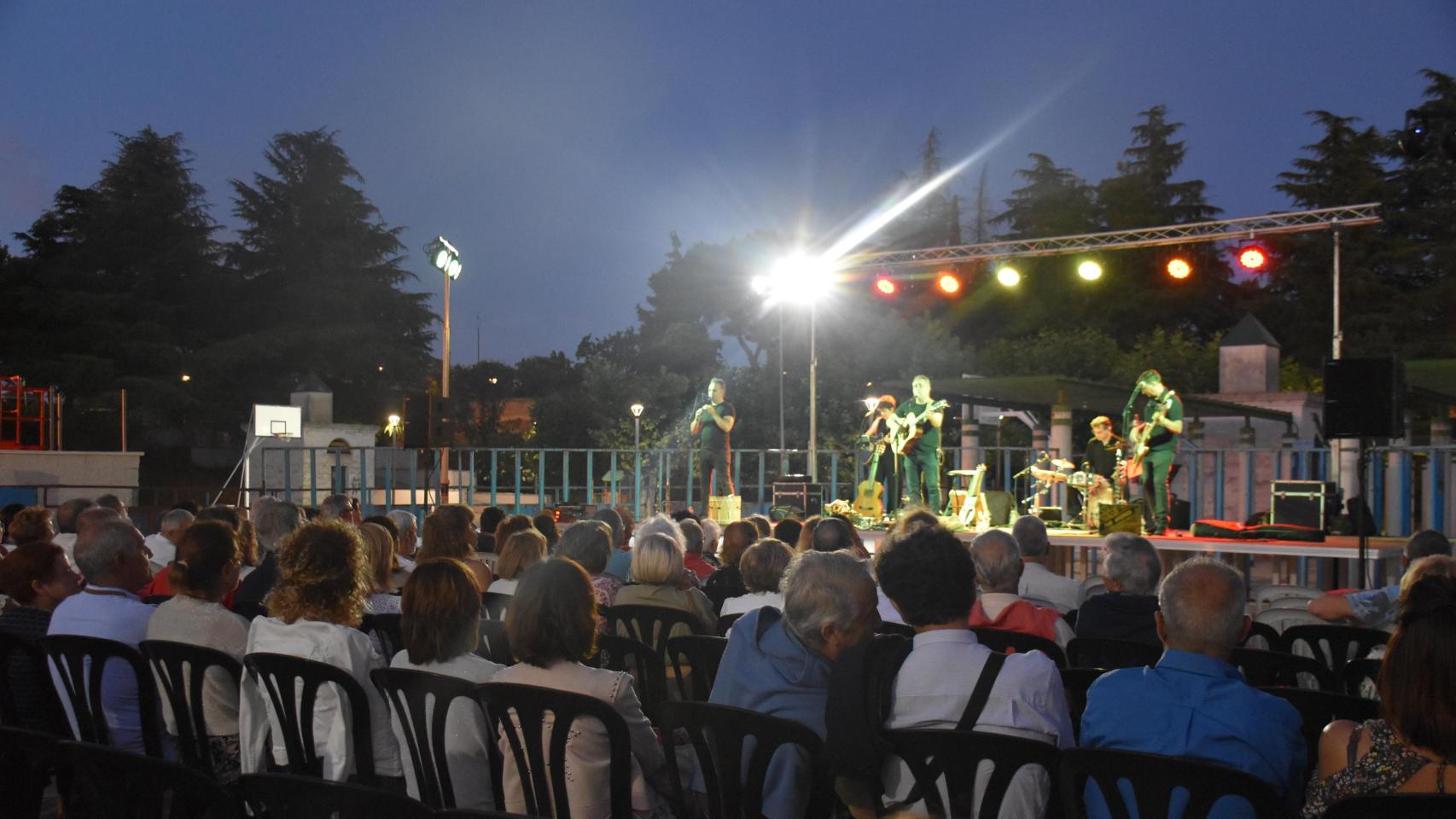 Público en el concierto de Lévid Folk
