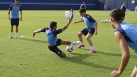 Los jugadores del Málaga CF durante un entrenamiento en la pretemporada 2024-2025.