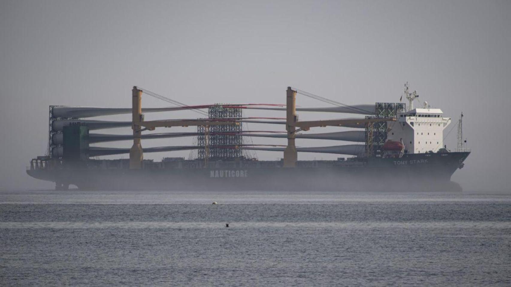 Vista del buque mercante Tony Stark retenido, a 19 de julio de 2024, en Ceuta.