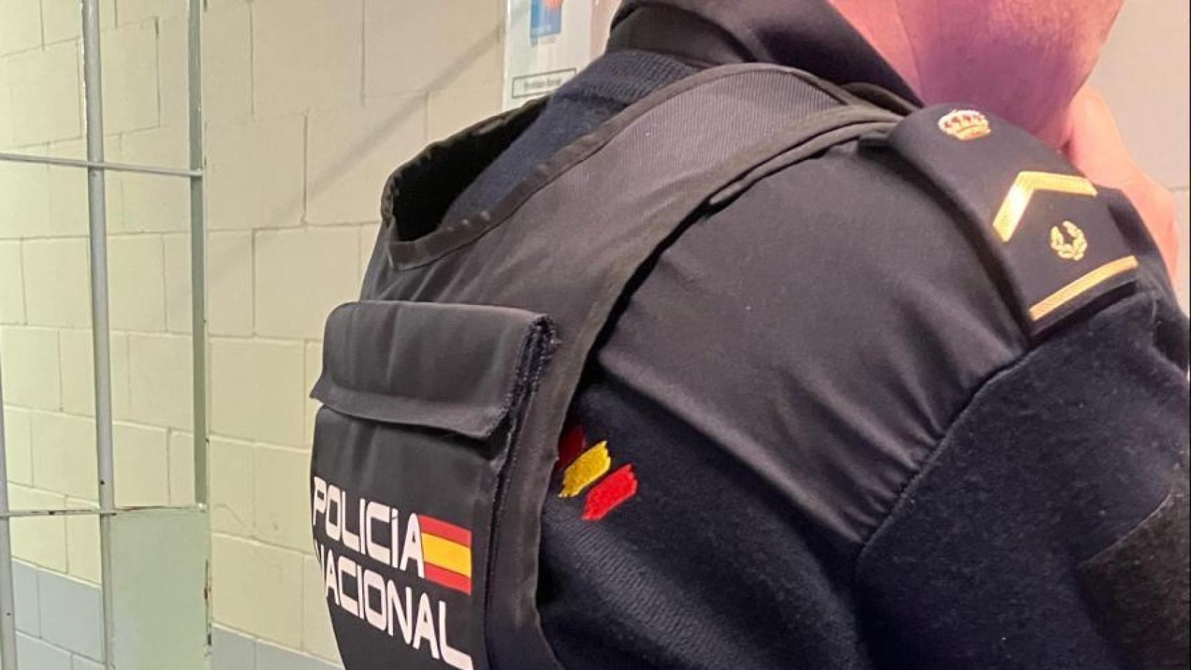 Imagen de un agente de la Policía Nacional