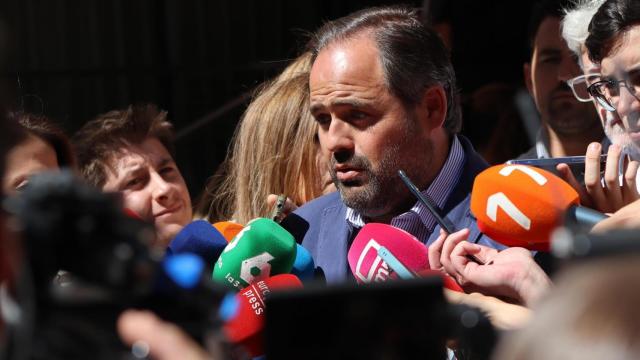 Paco Núñez, este lunes ante los medios de comunicación en Madrid.